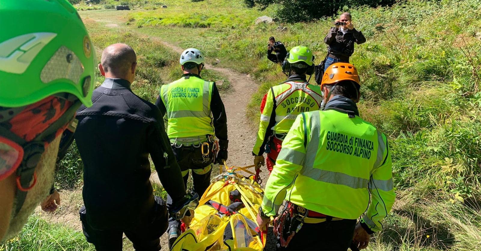 Il Corpo Nazionale Del Soccorso Alpino E Speleologico Della Toscana E